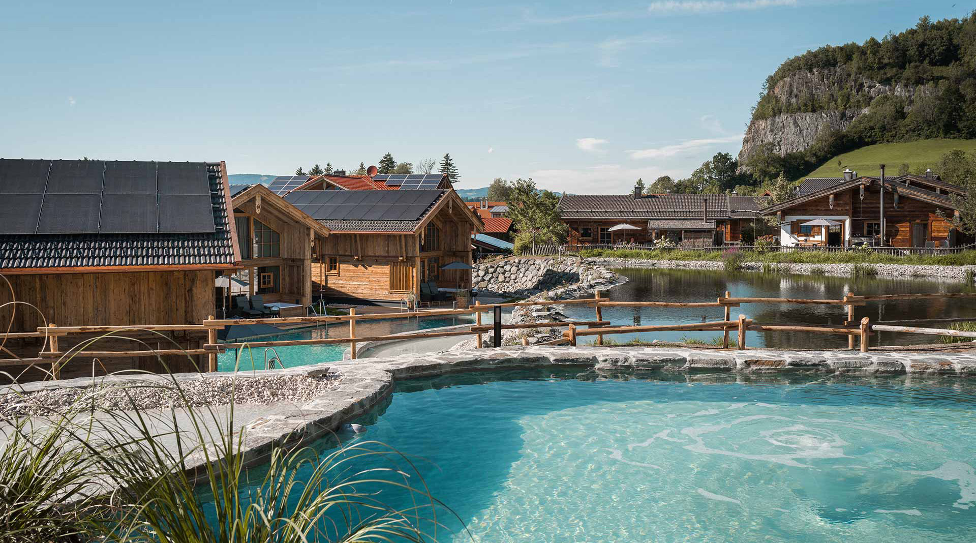 Wellness und Pools in den Alpzitt Chalets in Bayern